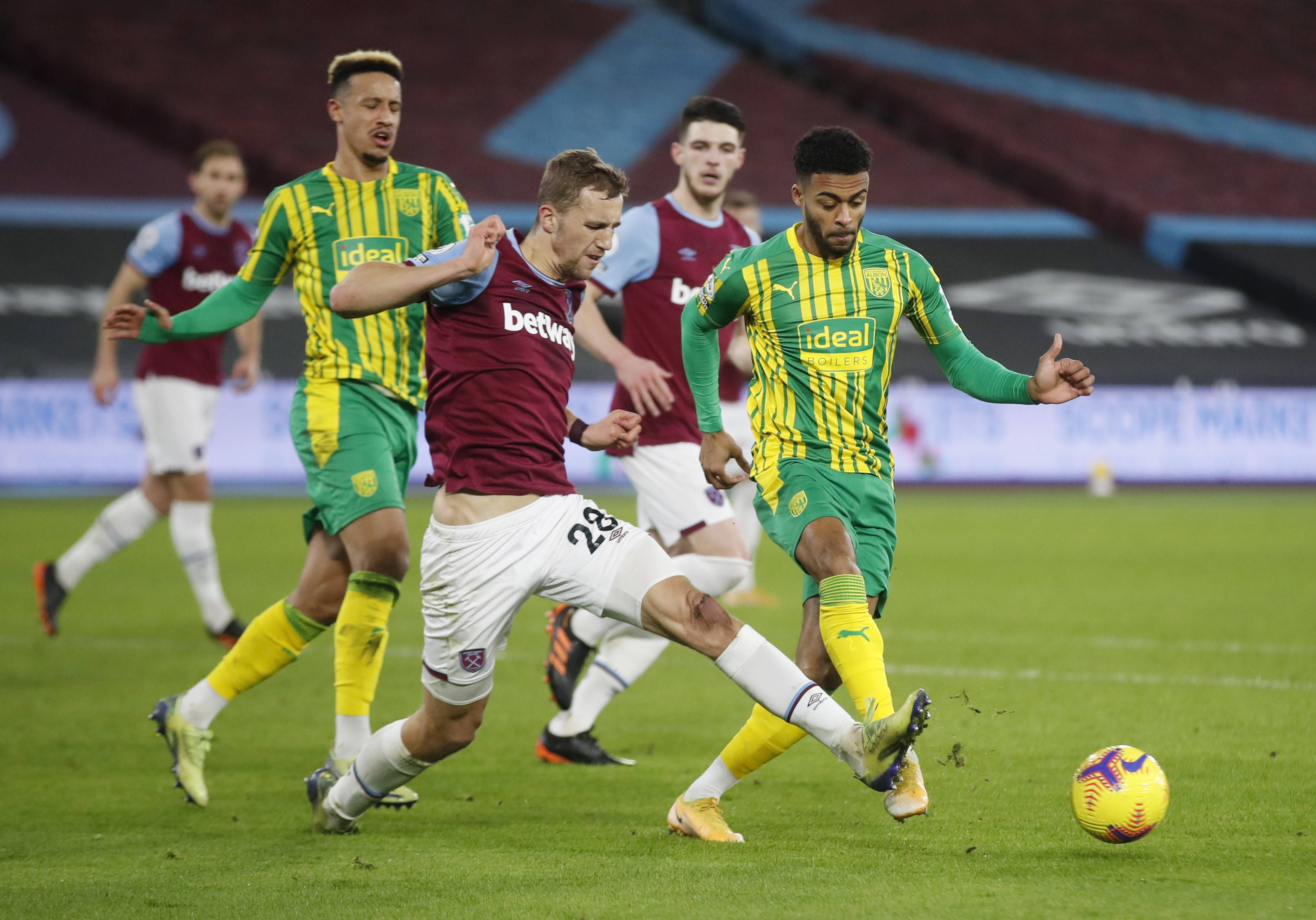 大量失业人 大量失业人